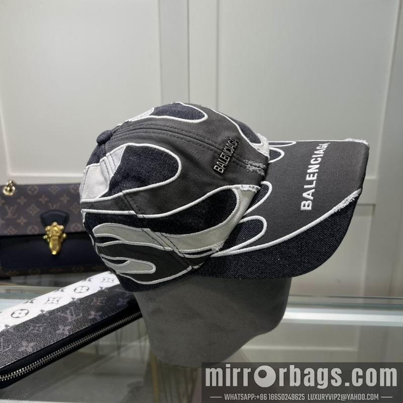 Balenciaga Hat dx82