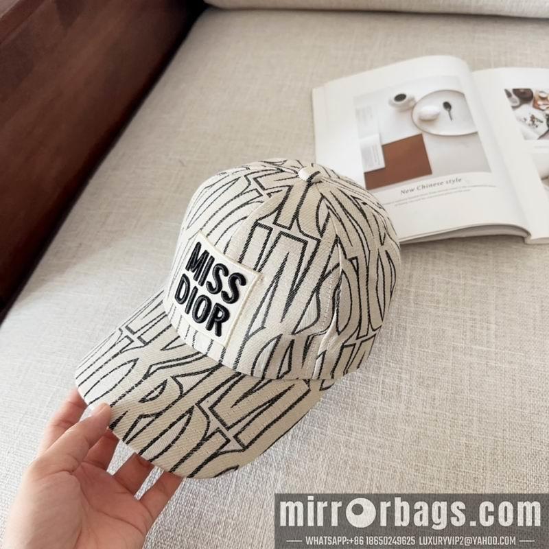 Dior Hat dx69