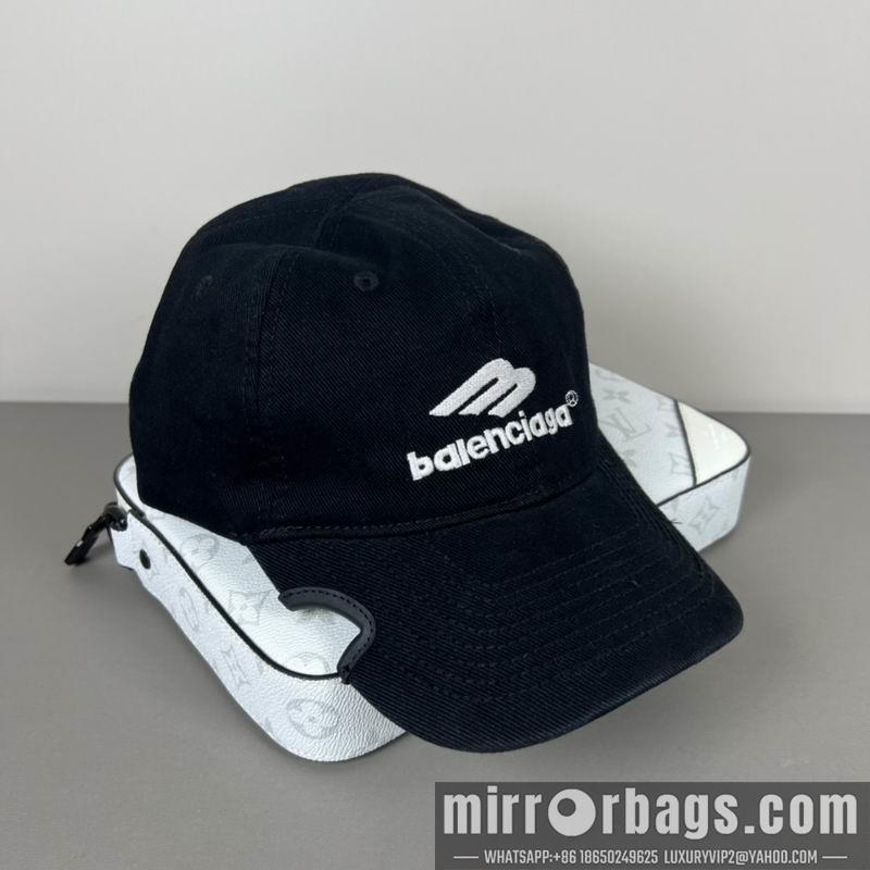 Balenciaga Hat dx28