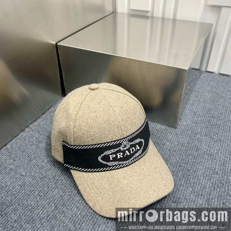 Prada Hat dx75
