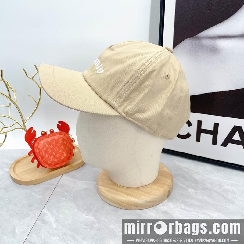 Miumiu Hat dx01