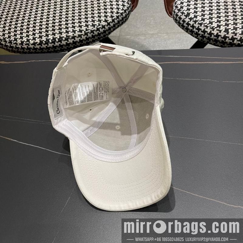 Dior Hat 121401