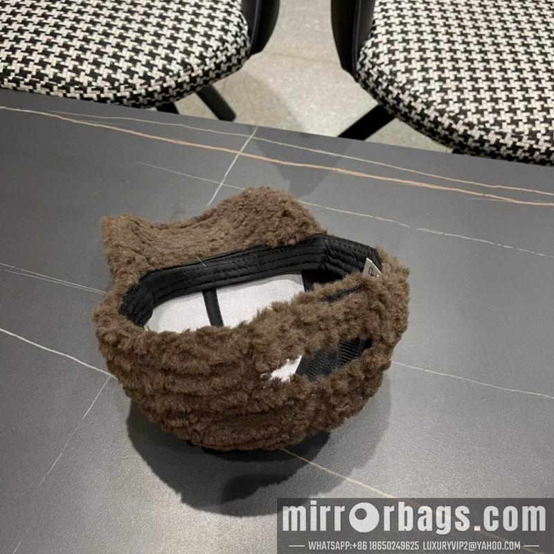 Dior Hat 010701