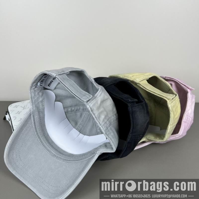 Miumiu Hat dx19