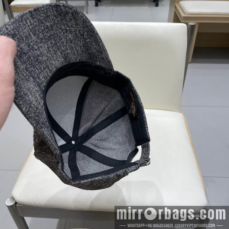 LV Hat 030756