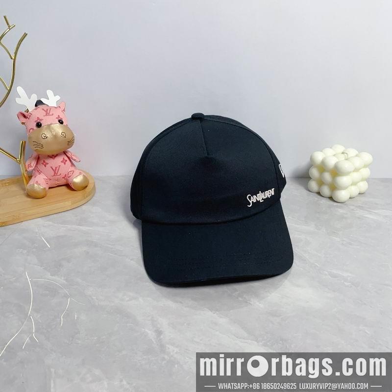 YSL Hat dx17