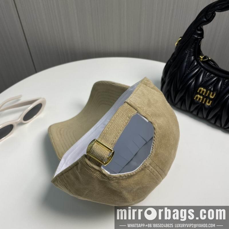 Celine Hat 010403