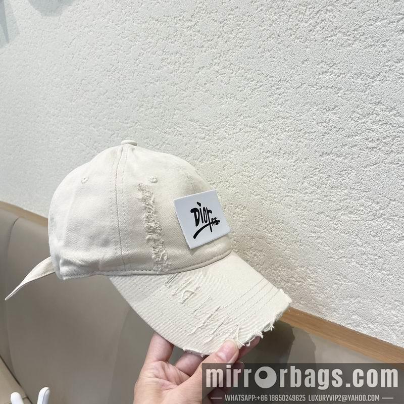 Dior Hat 072803