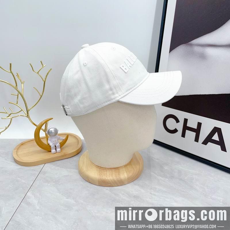 Balenciaga Hat dx55