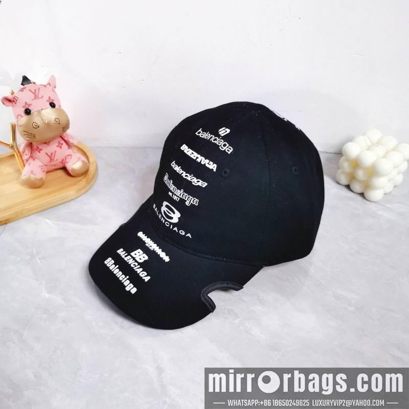 Balenciaga Hat dx39