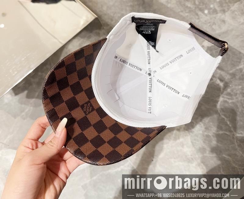 LV Hat 071303