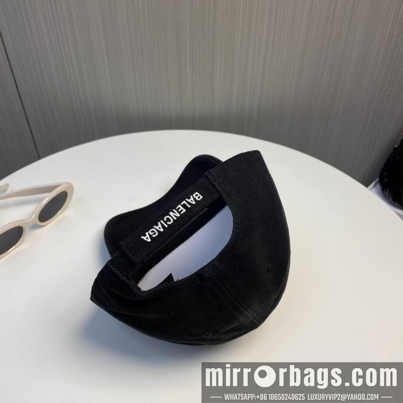 Balenciaga Hat 091401