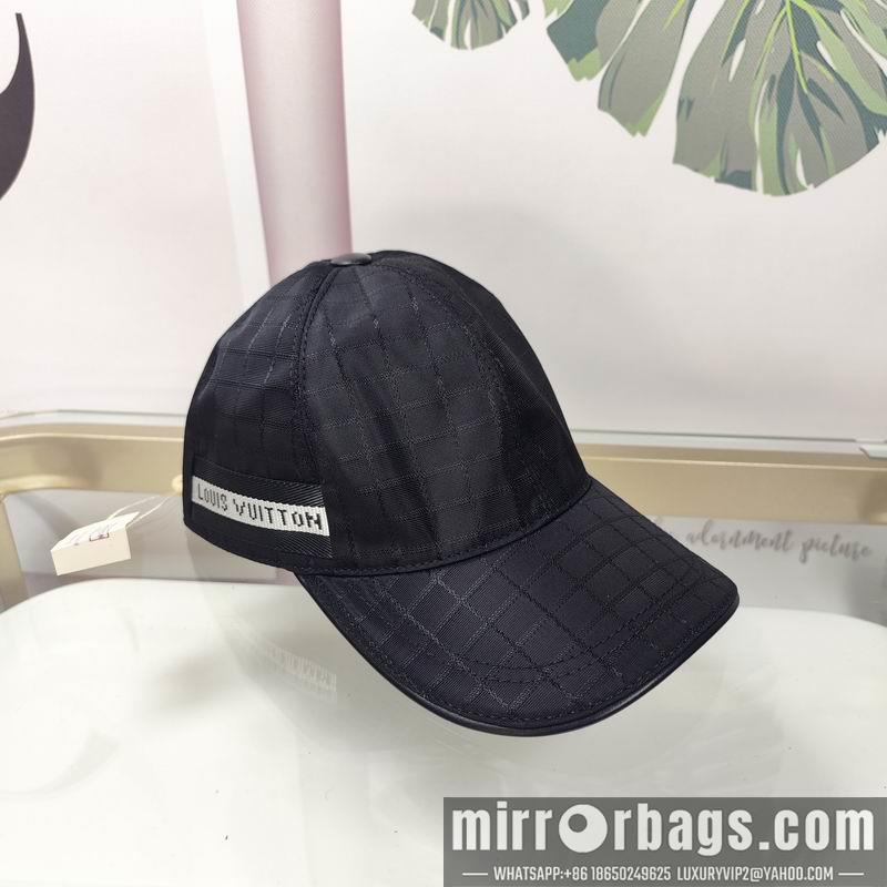 LV Hat dx132