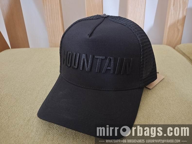 DSQ Hat y 29