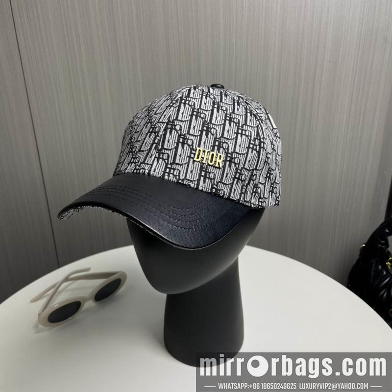 Dior Hat 081802