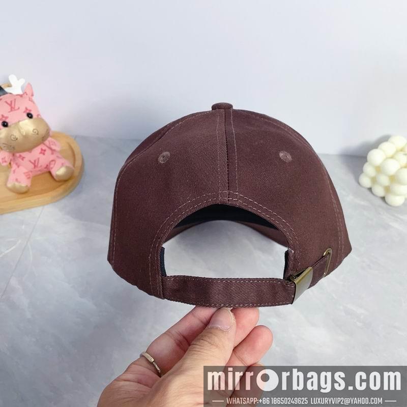 LV Hat dx39