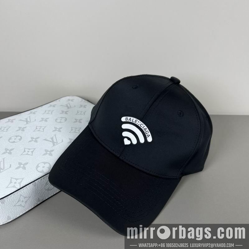 Balenciaga Hat dx33