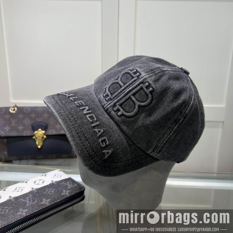 Balenciaga Hat dx81