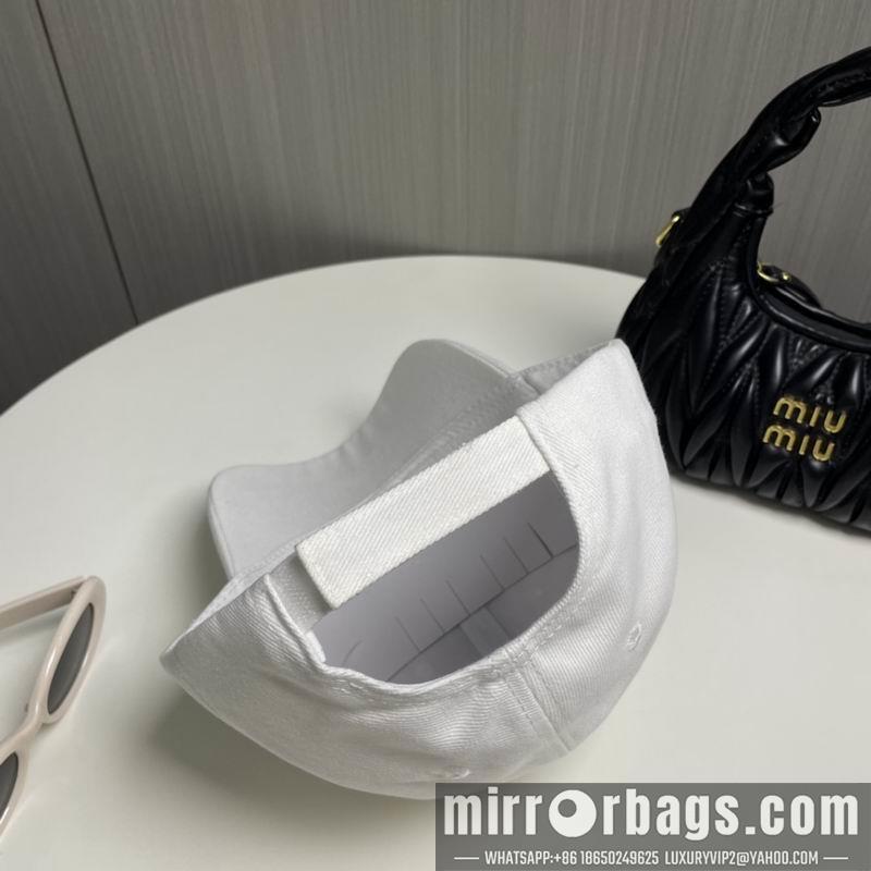 Balenciaga Hat dx121