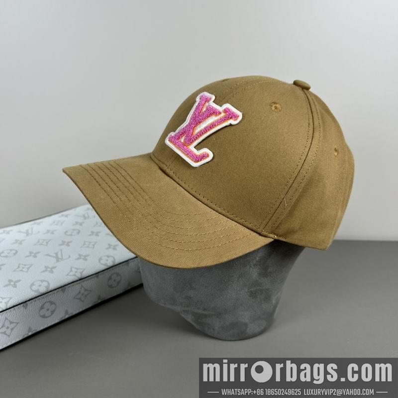 LV Hat dx15
