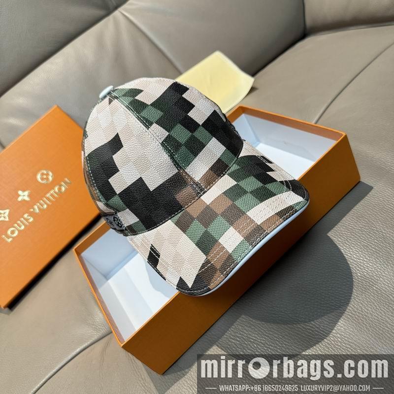 LV Hat dx161