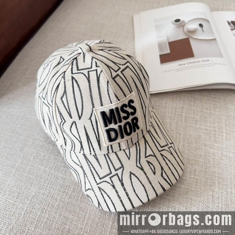 Dior Hat dx69
