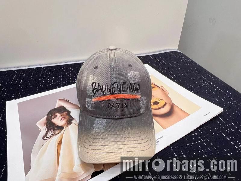 Balenciaga Hat 042702