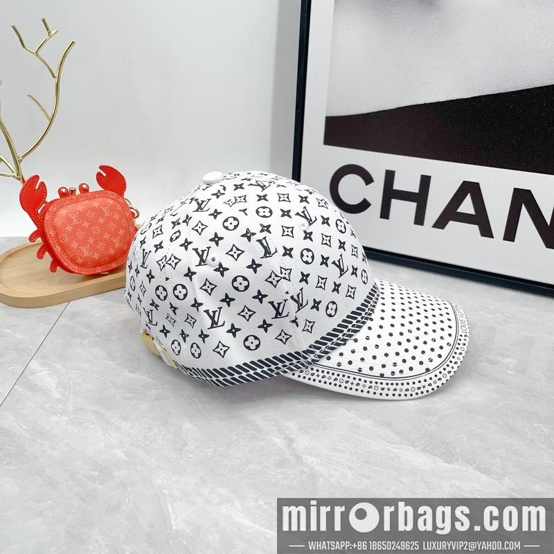 LV Hat dx22