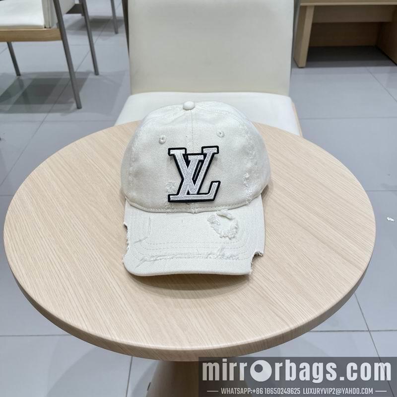 LV Hat 021004
