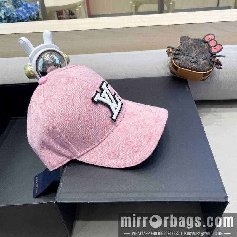 LV Hat 082601
