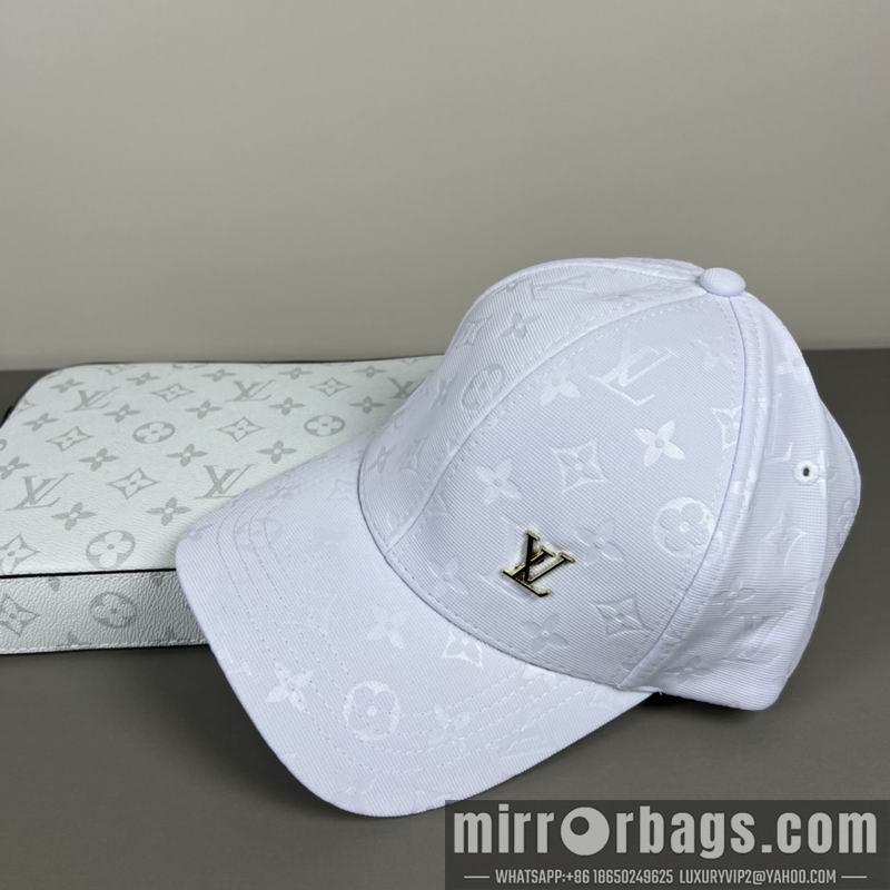 LV Hat dx18