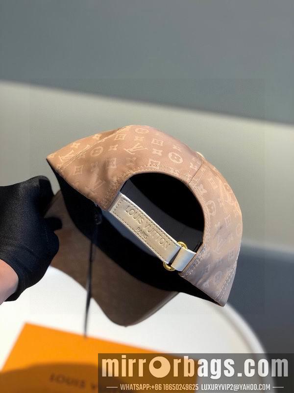 LV Hat 071203