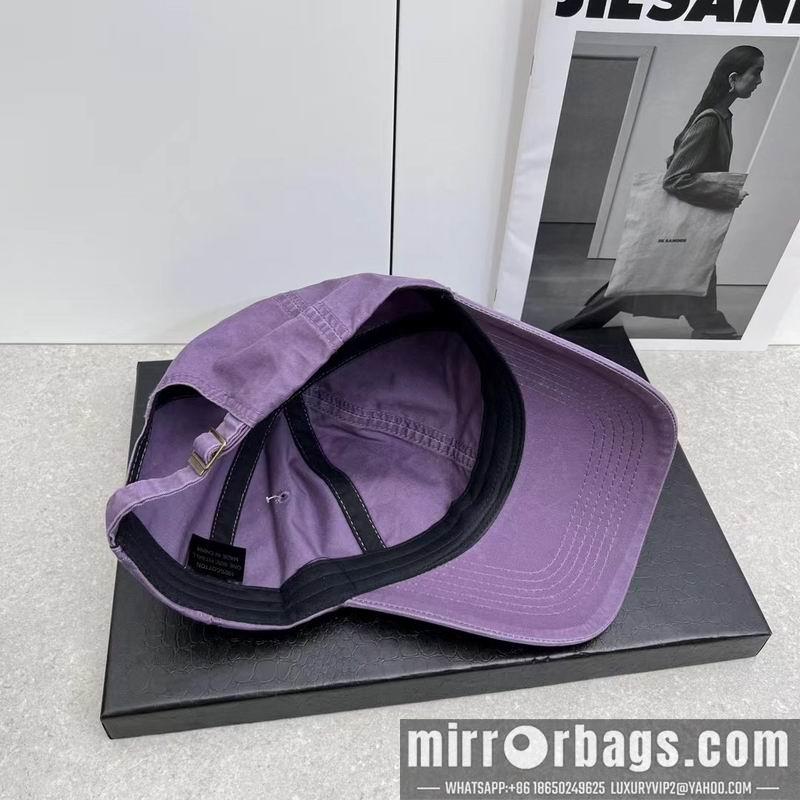 Miumiu Hat 081002