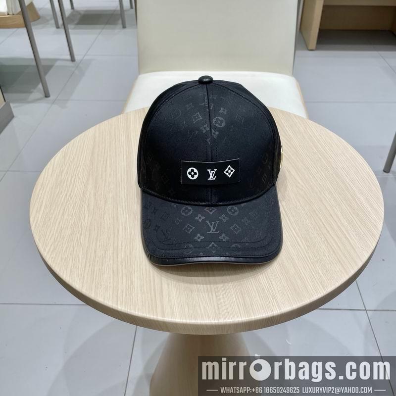 LV Hat 030701