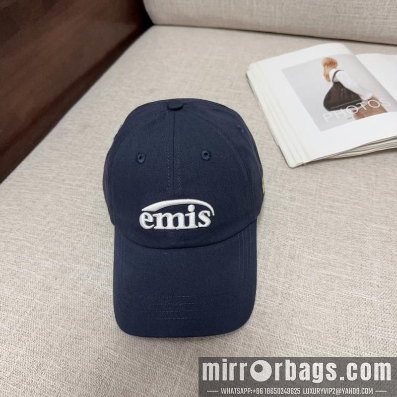 Emis Hat dx05