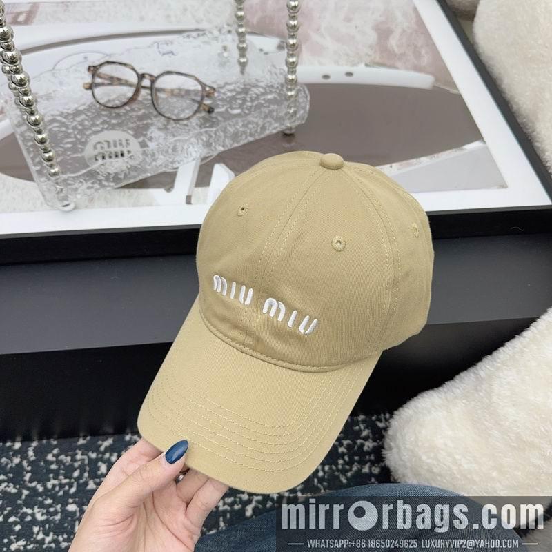Miumiu Hat hm02