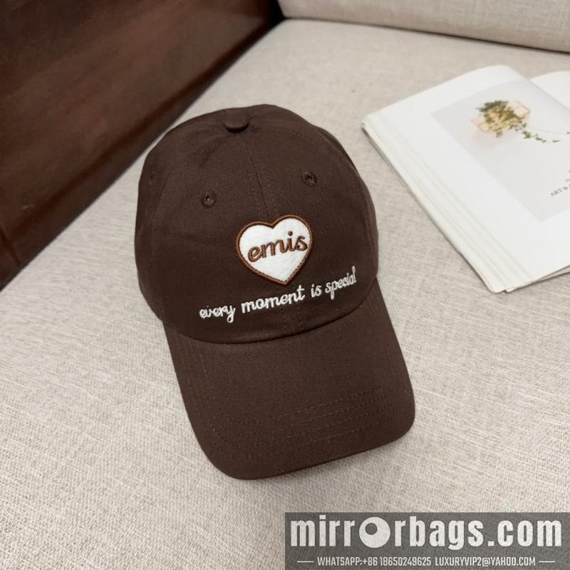 Emis Hat dx06