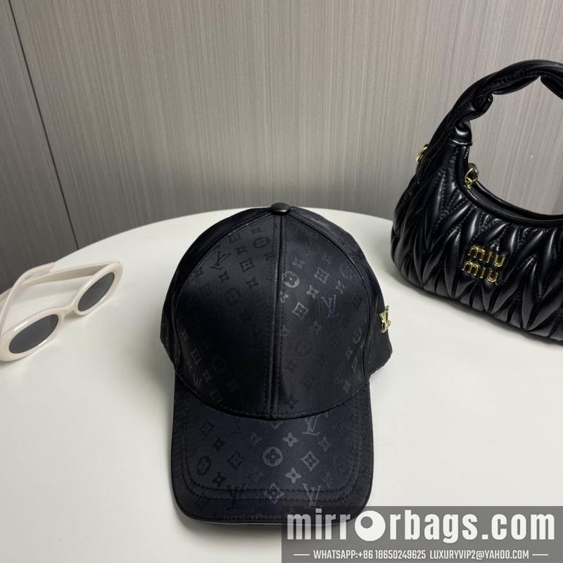 LV Hat 081802