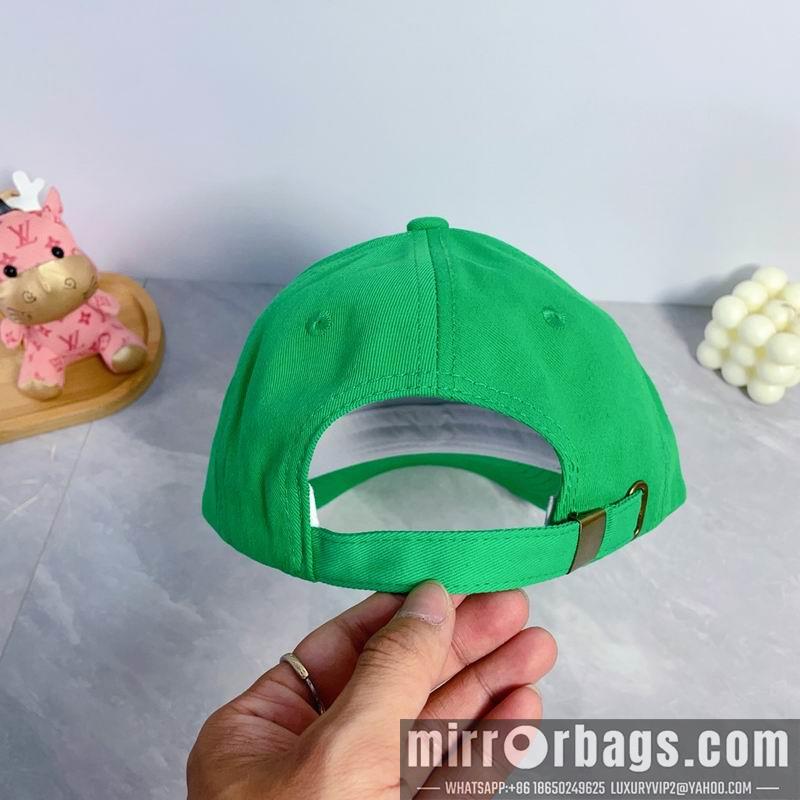 LV Hat dx39