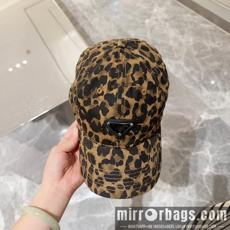 Prada Hat dx40