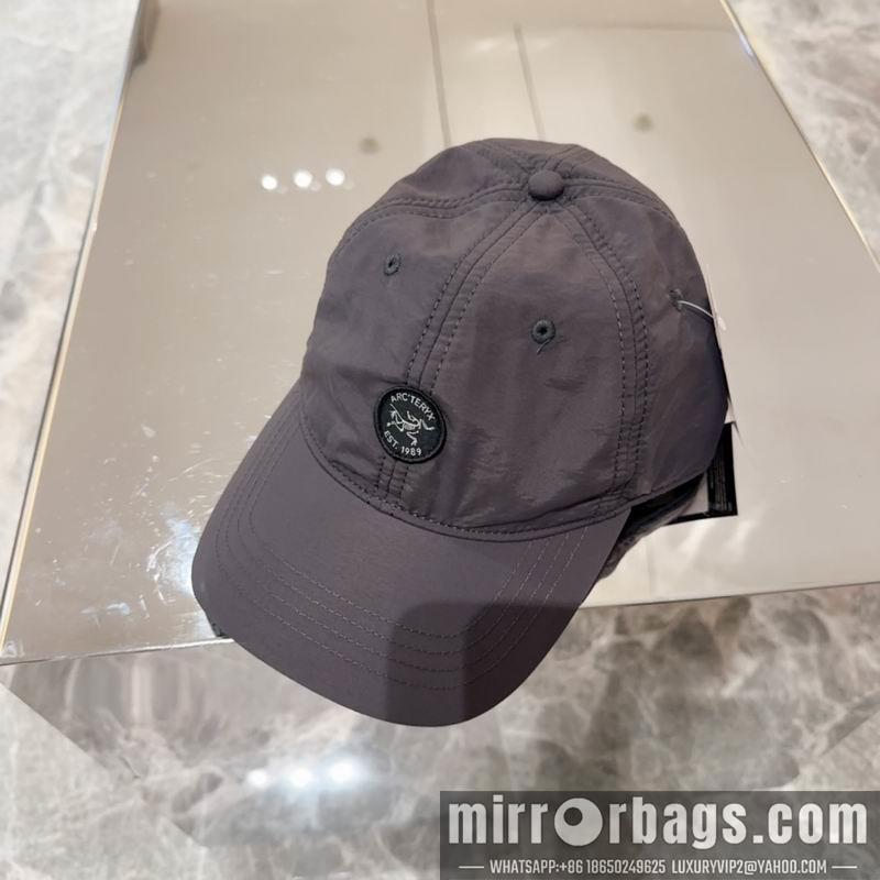 Arcteryx Hat dx10