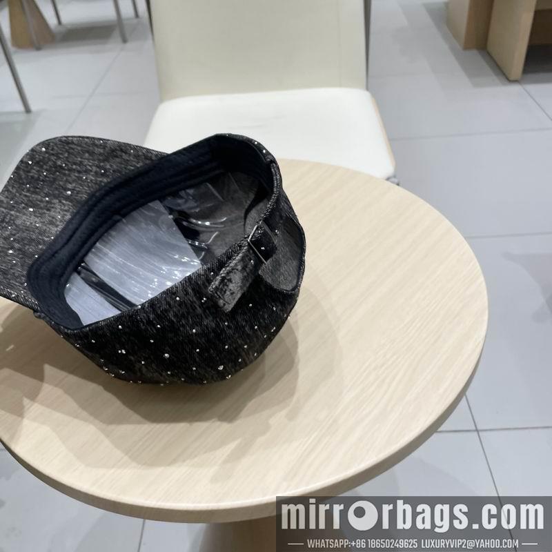 Alo Hat 041402