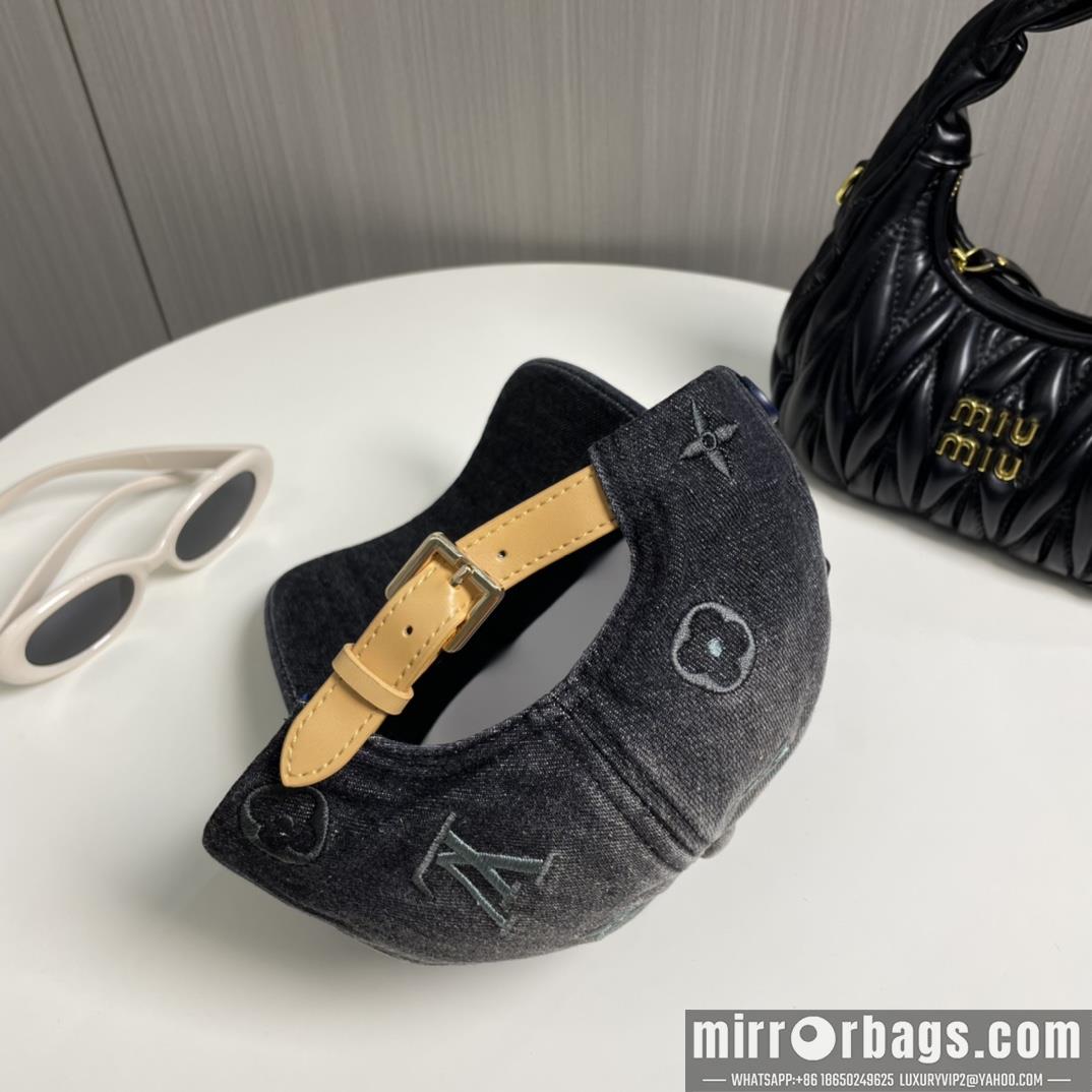 LV Hat dx122