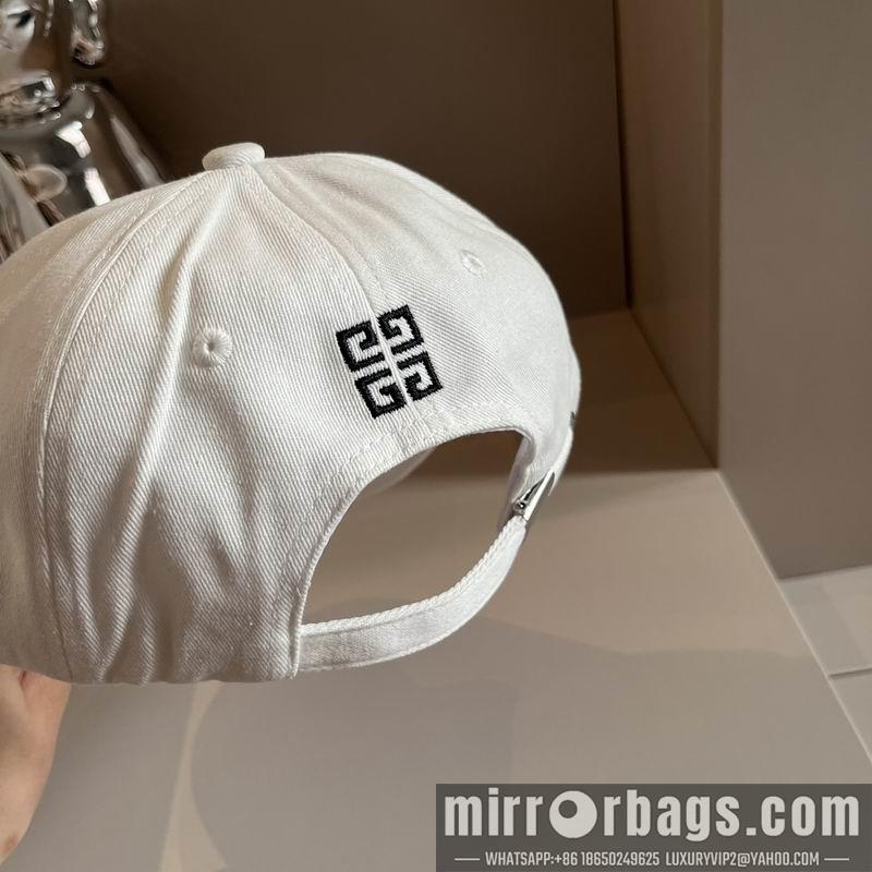 Givenchy Hat dx04