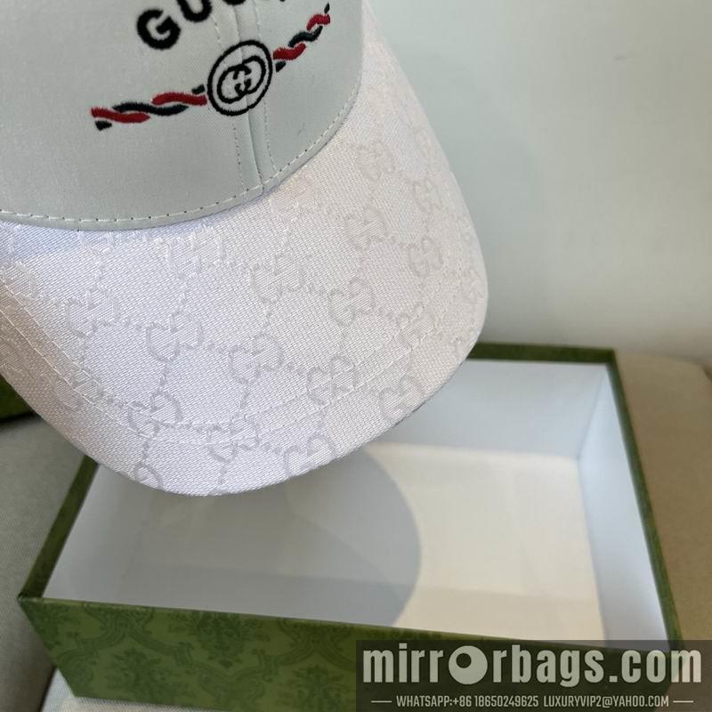 Gucci Hat dx30