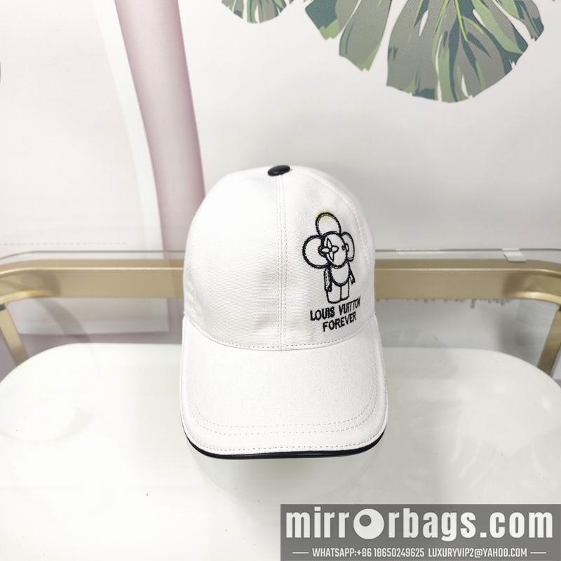 LV Hat dx131