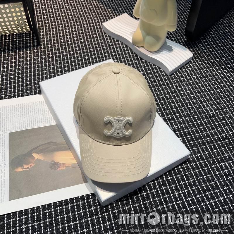 Celine Hat dx43