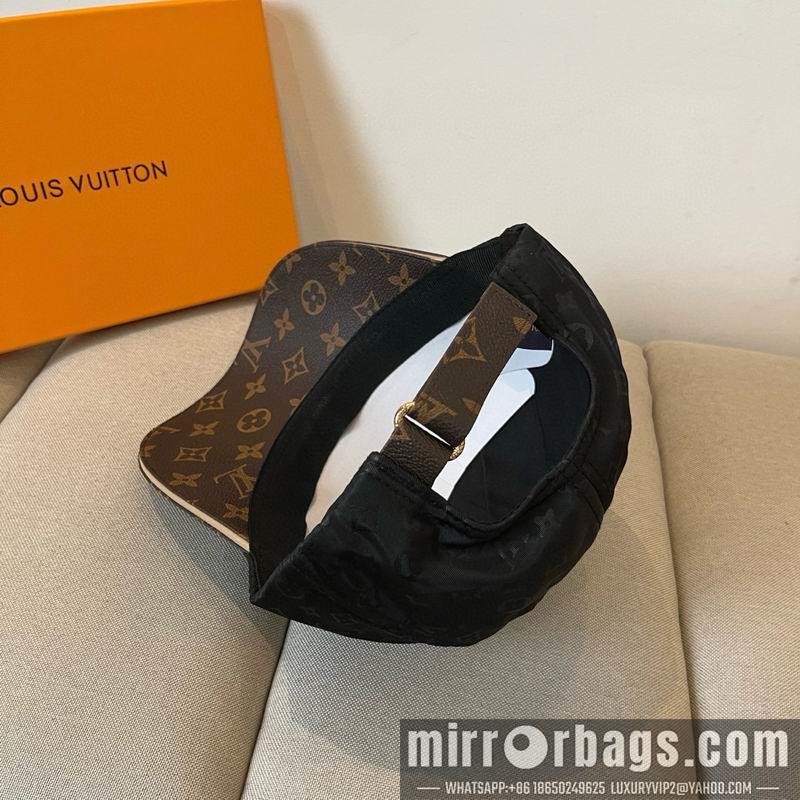 LV Hat dx34