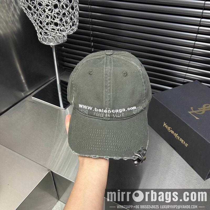 Balenciaga Hat dx51