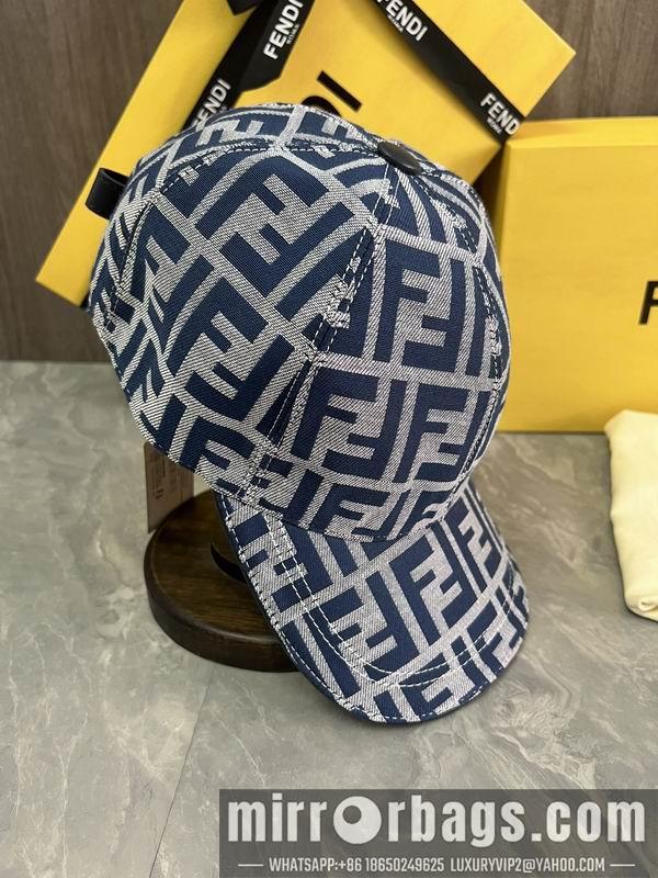 Fendi Hat dx53